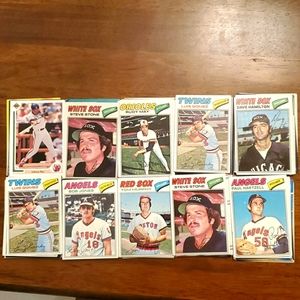 Lot: 100 baseball cards